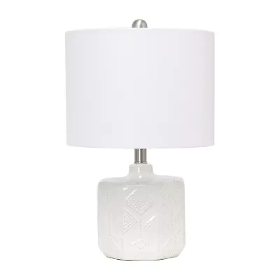 19" Off White Ceramic Eyelet Table Lamp