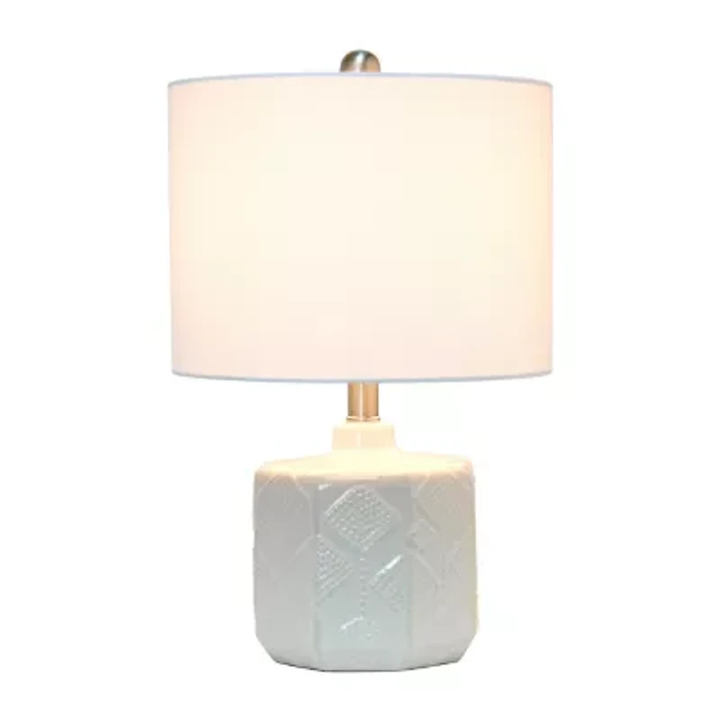 19" Off White Ceramic Eyelet Table Lamp