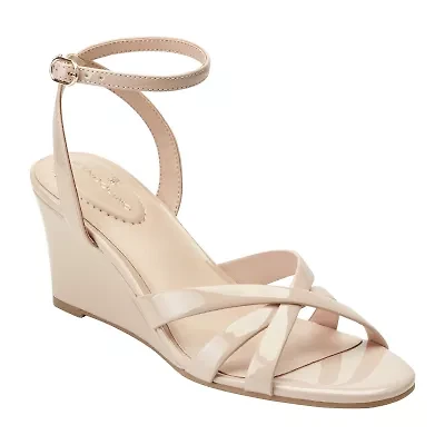 BANDOLINO Womens Adler Wedge Sandals
