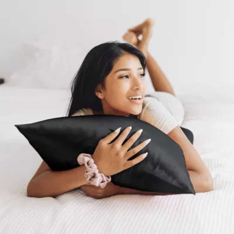 Madison Park Single Silk Pillowcase