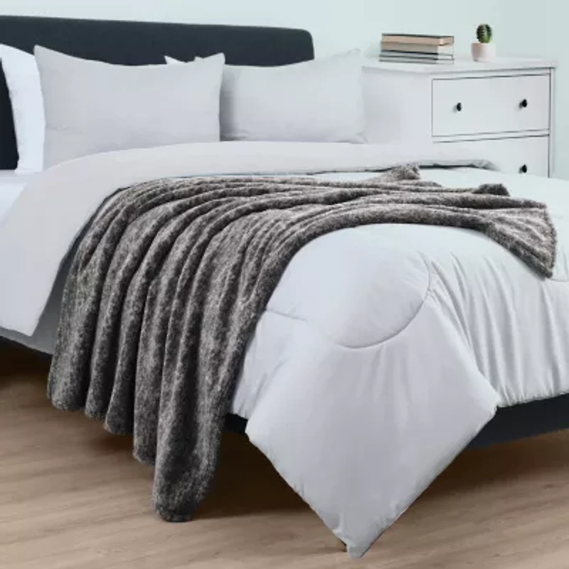 Martex Easy Living Rune Throw