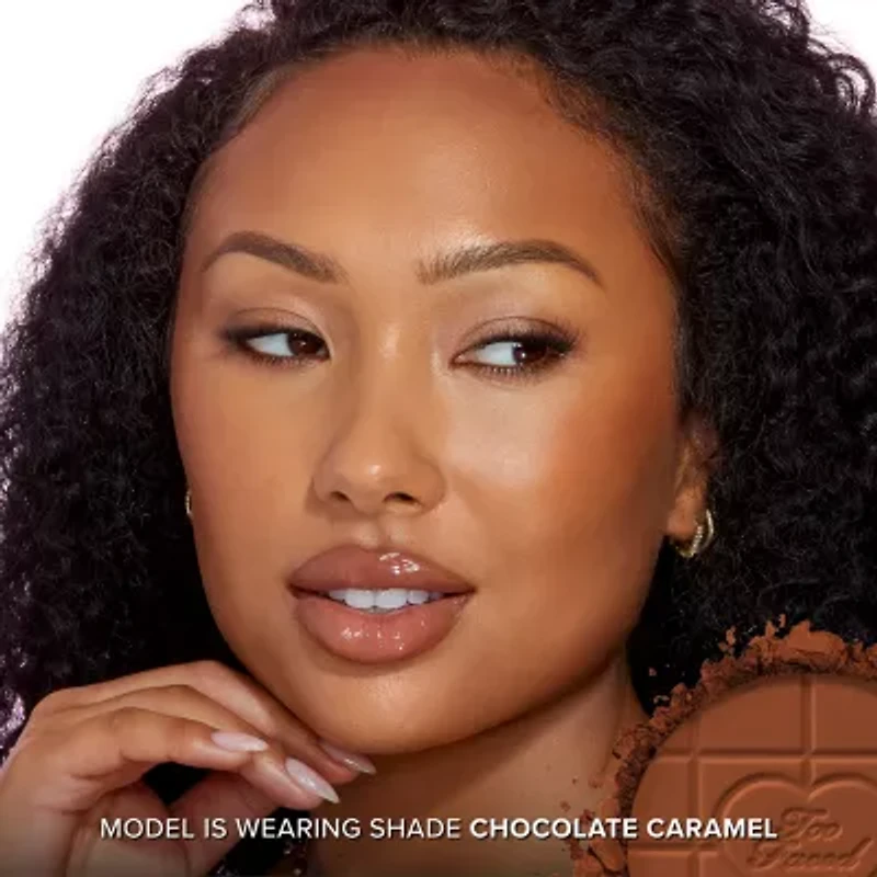 Too Faced Chocolate Soleil Blurring Matte Bronzer