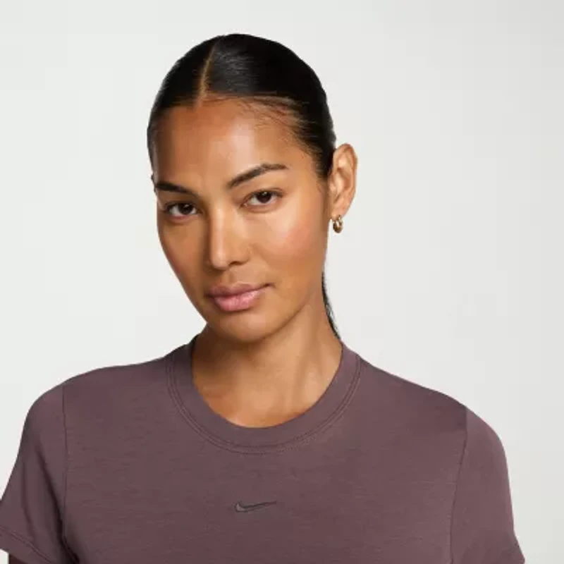 Nike Womens Crew Neck Short Sleeve T-Shirt