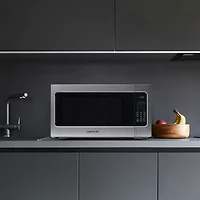 Farberware Professional FMO22ABTBKA 2.2 Cu. Ft 1200-Watt Microwave Oven with Smart Sensor Cooking