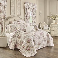 Royal Court Chambord Floral Quilt Set