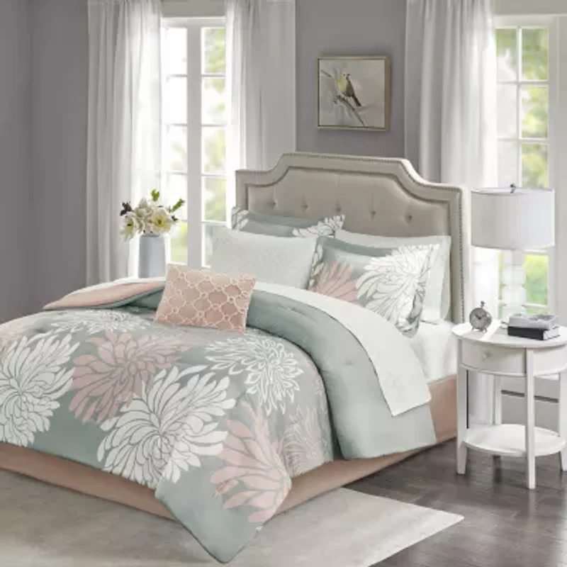 Madison Park Essentials Caldwell Floral Complete Bedding Set with Sheets