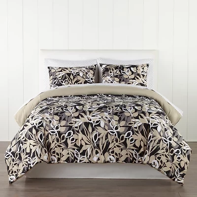 Home Expressions Casey Leaves Complete Bedding Set with Sheets