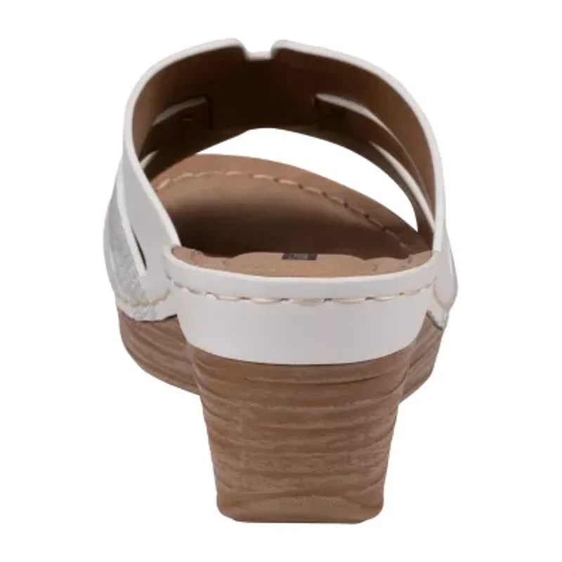 GC Shoes Womens Molane Buckled Wedge Sandals