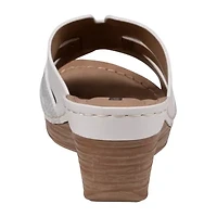 GC Shoes Womens Molane Buckled Wedge Sandals