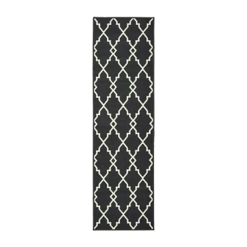 Covington Home Martinique Intricate Trellis 2'3"X7'6" Indoor Outdoor Rectangular Runner