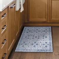 Linery Matra Traditional Floral Washable Skid Resistant 5'X7' Indoor Rectangular Area Rug
