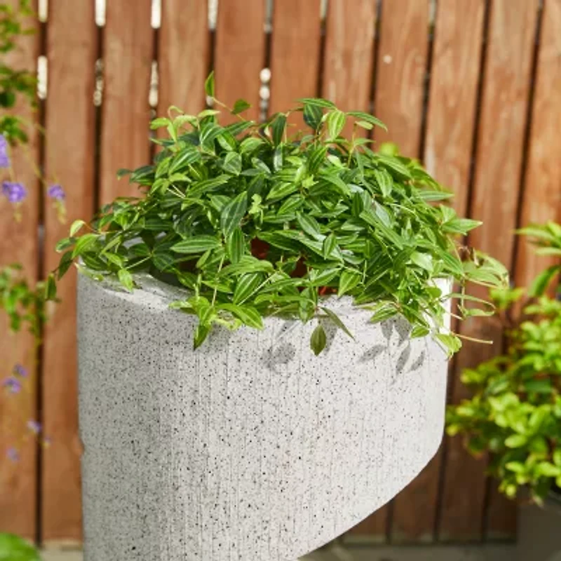 Glitzhome 40.25" Terrazzo Spiral Shaped Outdoor Fountain