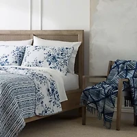 Blue Loom Hayes Midweight Throw