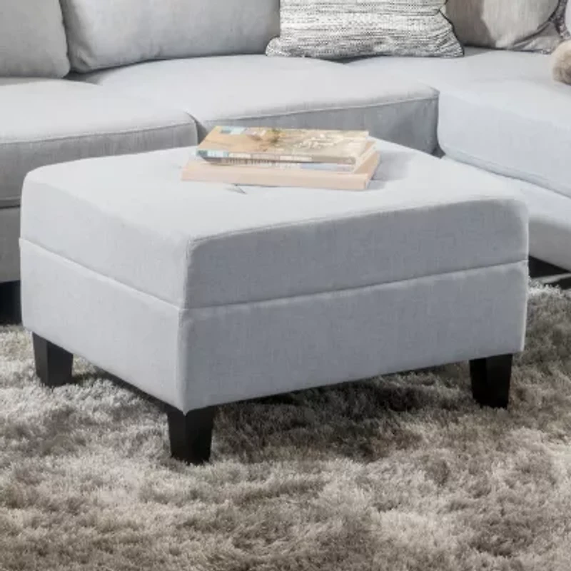 Zahra Tufted Ottoman