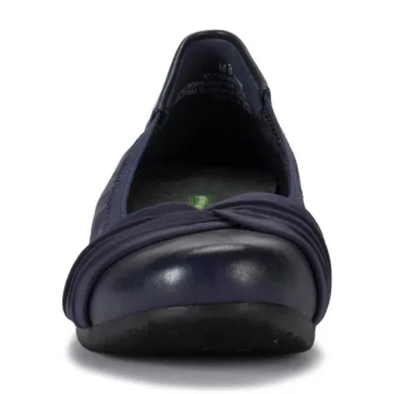 Baretraps Marcie Womens Round Closed Toe Slip-On Shoe