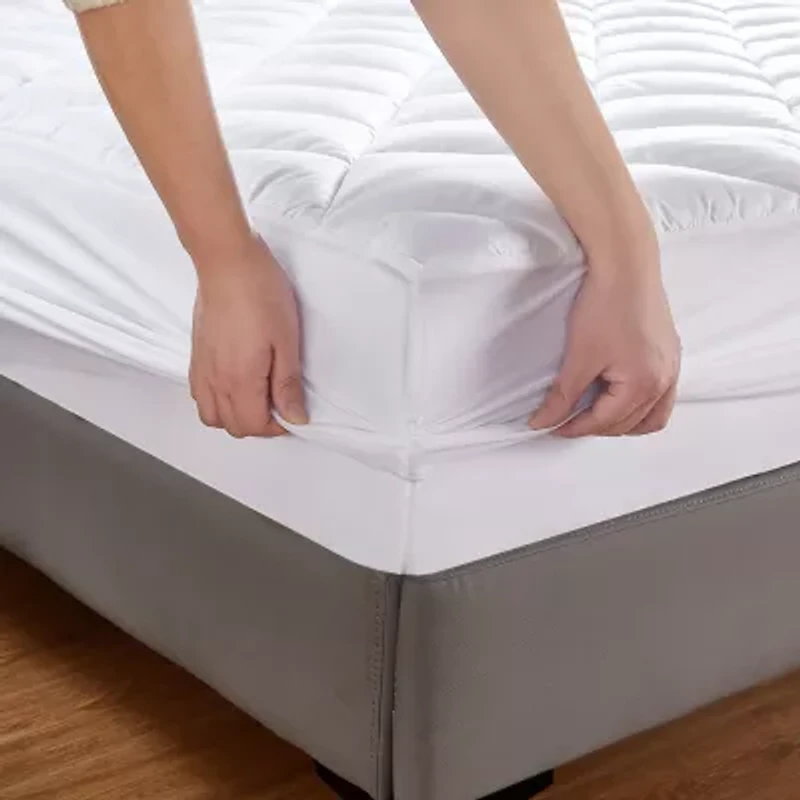 Claritin High Performance Allergen Barrier Mattress Pad