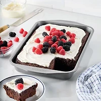 Circulon® Total Nonstick Bakeware 9x13-Inch Cake Pan