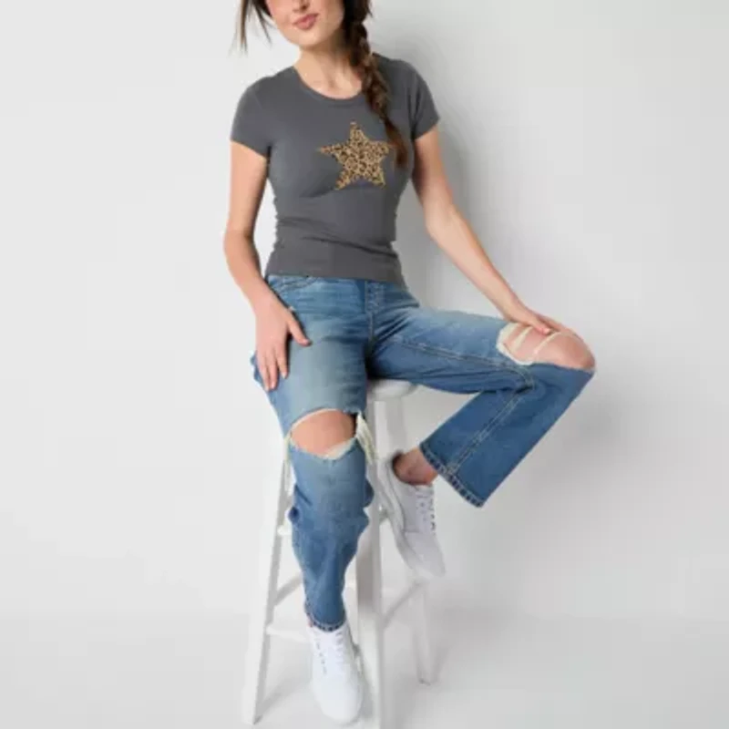 Arizona Womens Juniors Crew Neck Short Sleeve Adaptive Graphic T-Shirt