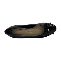Liz Claiborne Chelsey Womens Round Closed Toe Ballet Flats