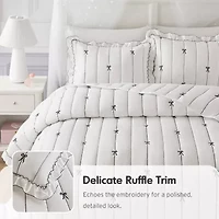Intelligent Design Florence Embroidered Ruffle Easy Care Quilt Set