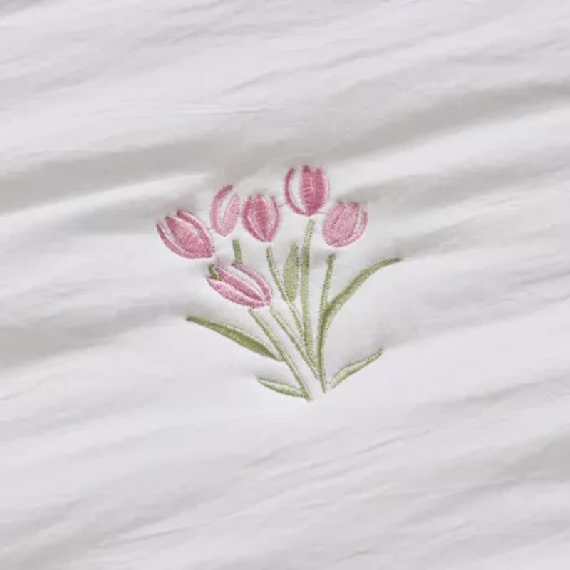 Intelligent Design Arya Floral Embroidered Ruffle Easy Care Quilt Set