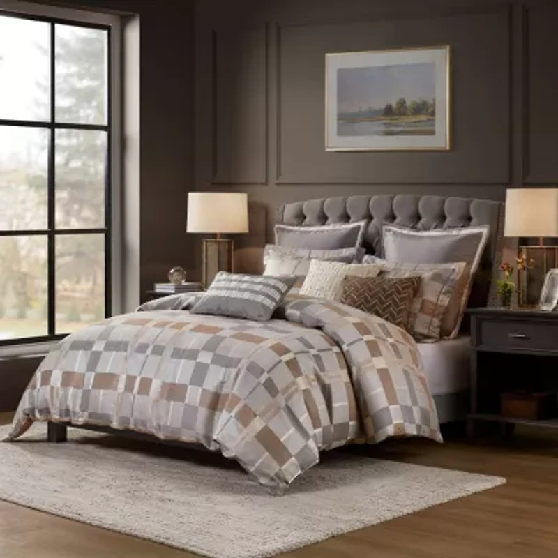 Madison Park Signature Prescott Jacquard Oversized Midweight Down Alternative Comforter Set