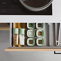 BergHOFF Balance 2pc Glass Salt & Pepper Shaker