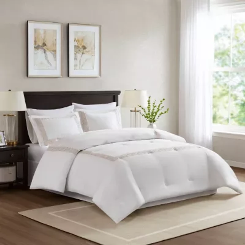 Harbor House Nile Cotton Sateen Oversized 4-pc. Midweight Embroidered Comforter Set