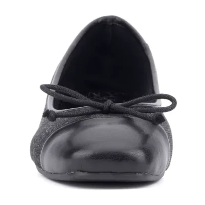 New York & Company Patricia Womens Cap Closed Toe Ballet Flats