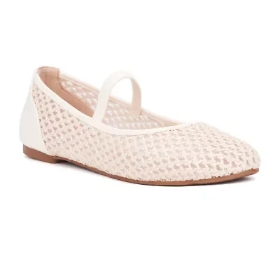 New York & Company Alena Womens Round Closed Toe Ballet Flats