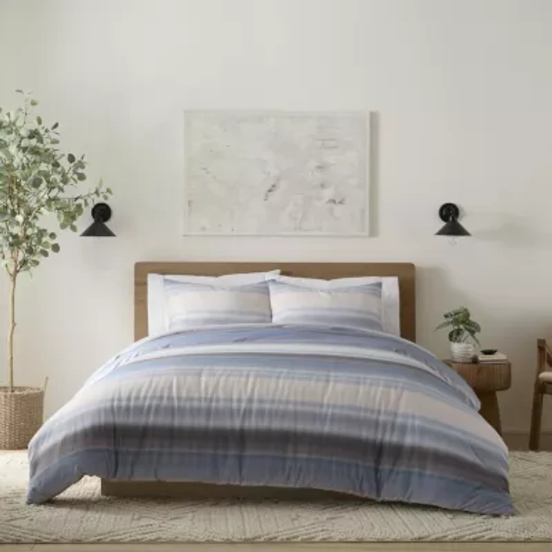 Vellux Alfie Midweight Reversible Comforter Set