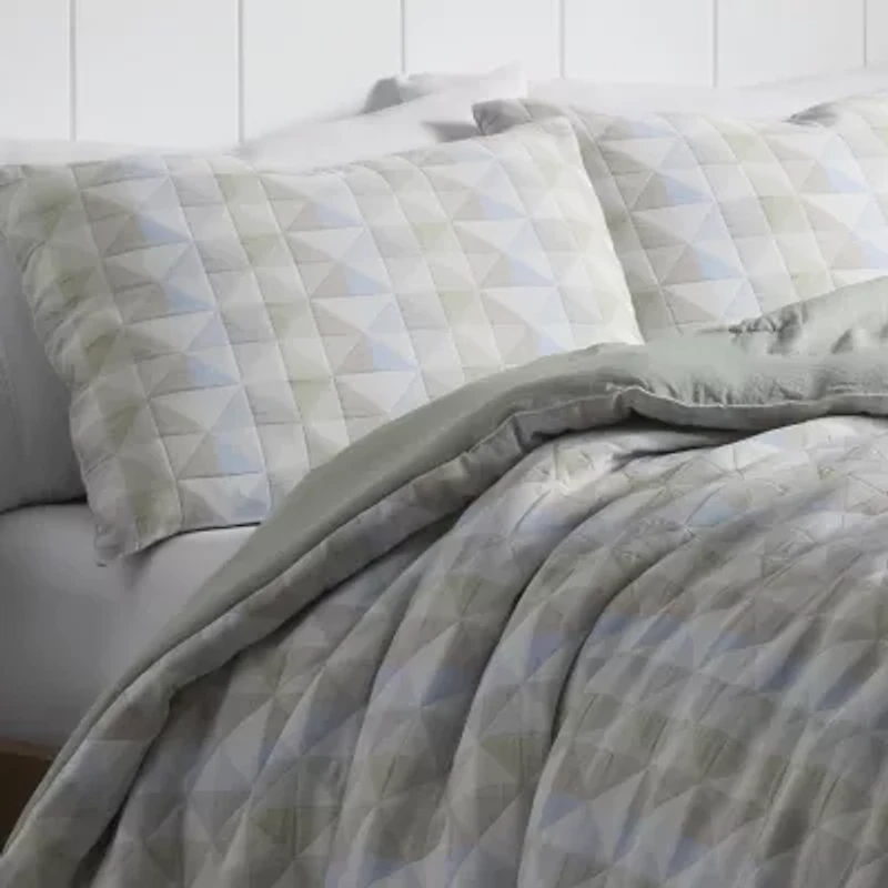 Martex Expression Yuma Midweight Down Alternative Comforter Set