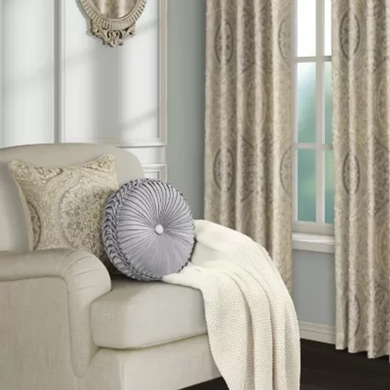 Queen Street Rinaldi 1 Pair Round Throw Pillow