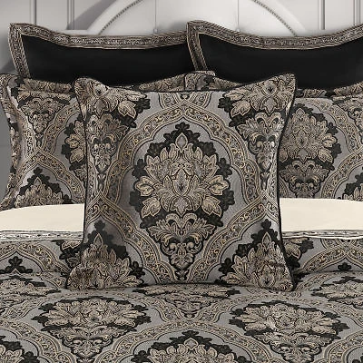 Five Queens Court Hawthorne 1 Pair Square Throw Pillow