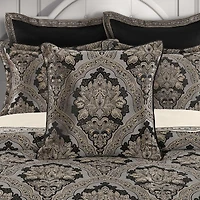 Five Queens Court Hawthorne 1 Pair Square Throw Pillow