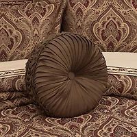 Five Queens Court Octavia Round Throw Pillow
