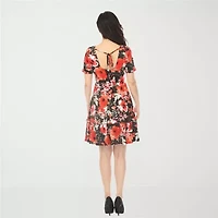 White Mark Square Neck Short Sleeve Floral Womens Fit + Flare Dress