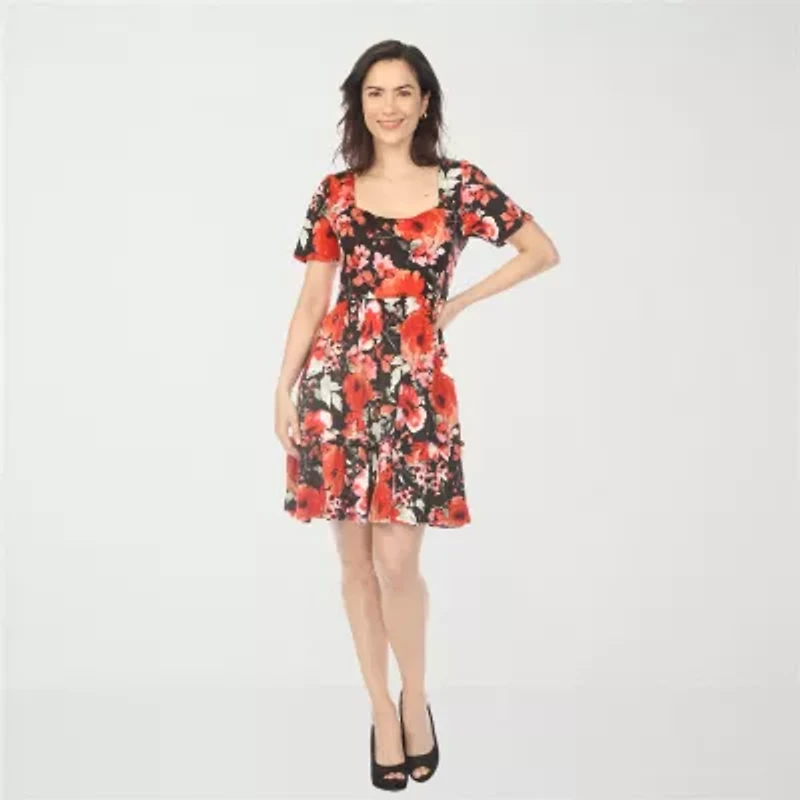 White Mark Square Neck Short Sleeve Floral Womens Fit + Flare Dress