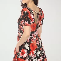 White Mark Square Neck Short Sleeve Floral Womens Fit + Flare Dress