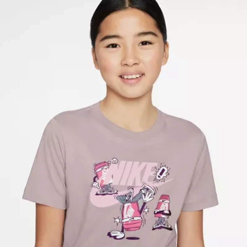 Nike Club Big Kid Girls Crew Neck Short Sleeve Boxy Fit Graphic T-Shirt