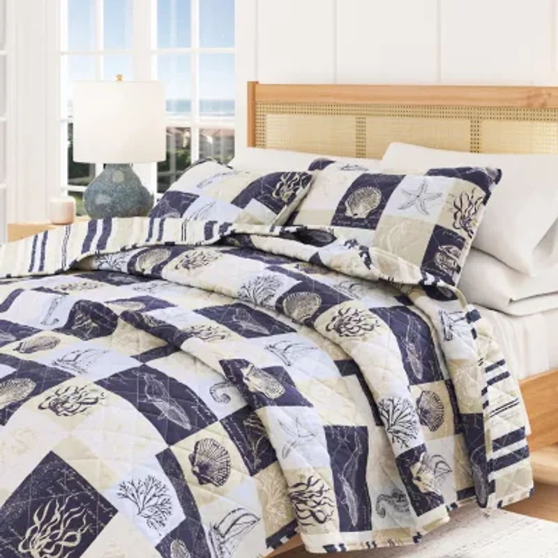 Linery Seashell Patchwork Reversible Quilt Set