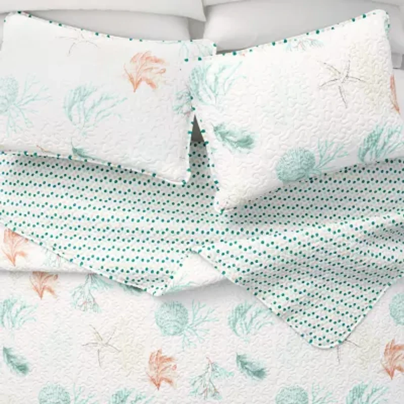 Linery Stripes Seashells Reversible Quilt Set
