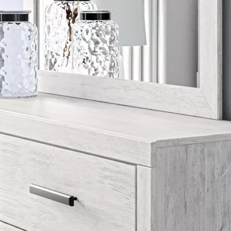 Signature Design by Ashley® Chickasaw 6-Drawer Dresser