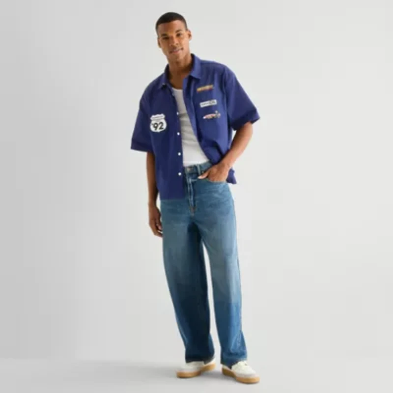 Novelty Mens Short Sleeve Regular Fit Super Mario Button-Down Shirt