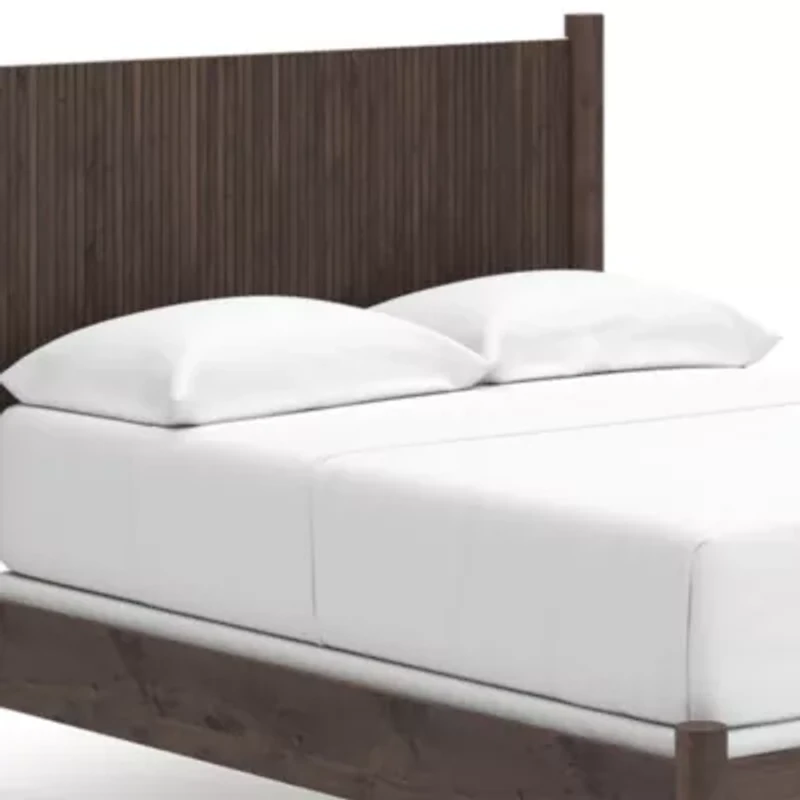Signature Design by Ashley Serena Panel Bed