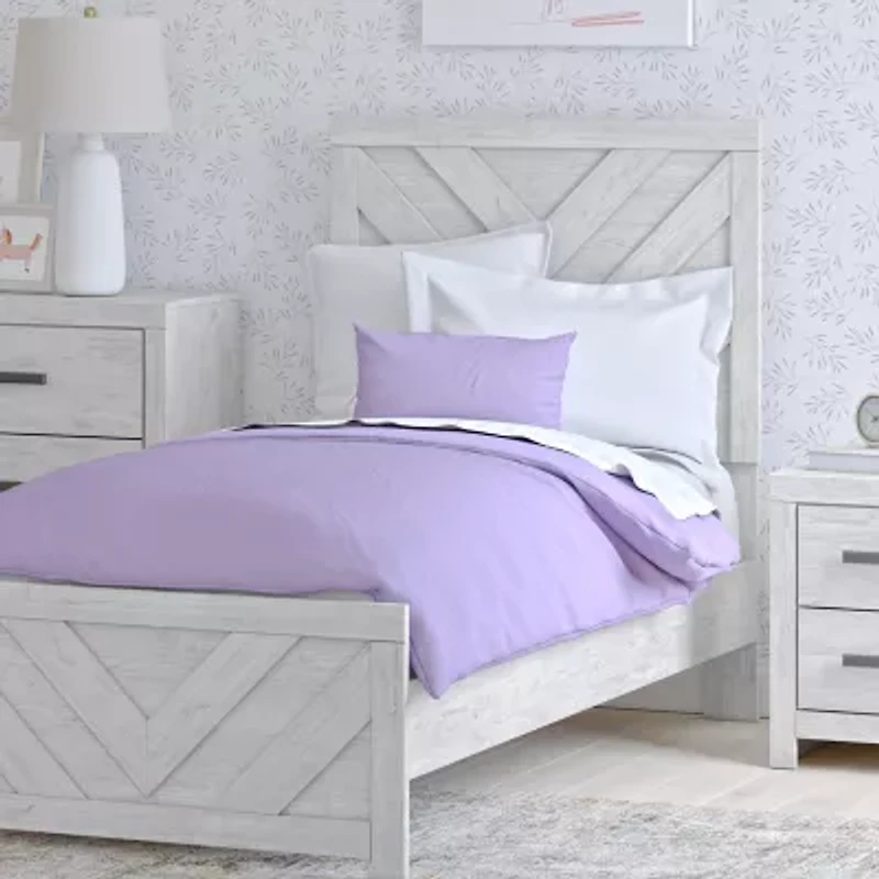 Signature Design by Ashley® Chickasaw Rectangular Bed