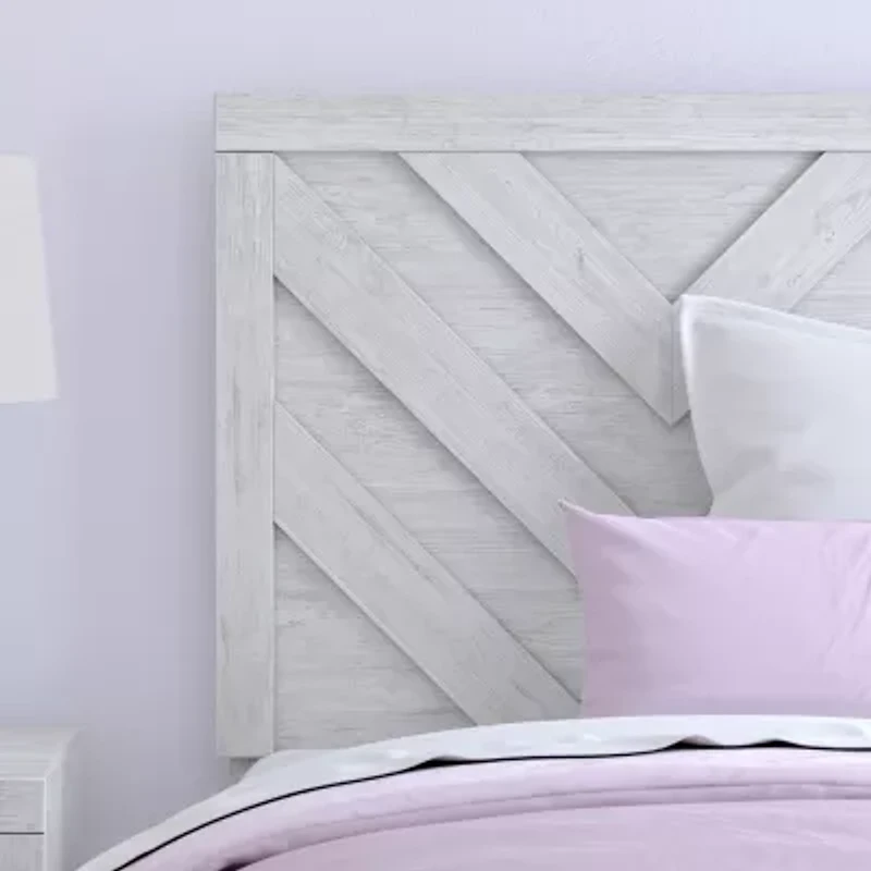 Signature Design by Ashley® Chickasaw Rectangular Bed