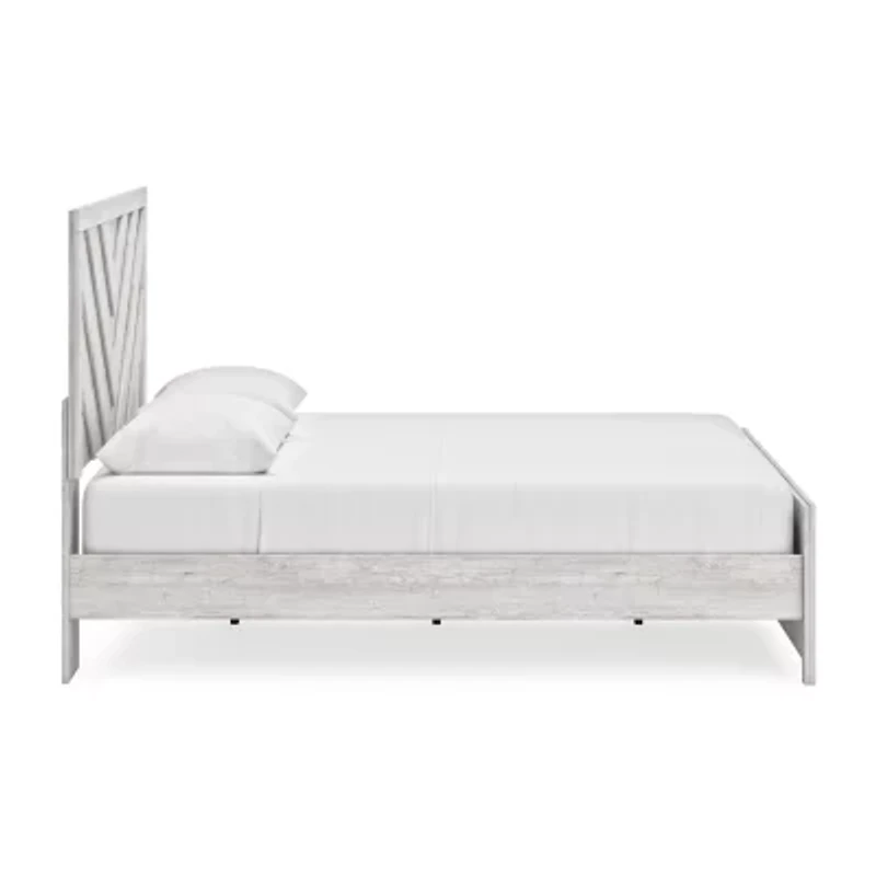 Signature Design by Ashley Chicksaw Panel Bed