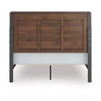 Signature Design by Ashley Chadbourn Panel Bed