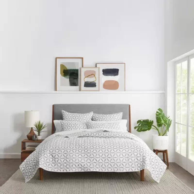 Fieldcrest Geo Reversible Quilt